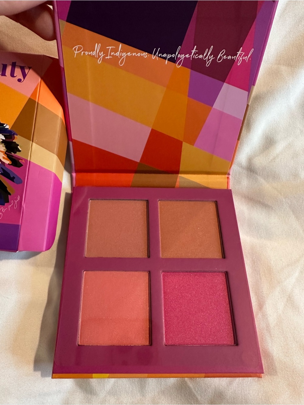 Four-Pan Women’s Blush Palette — Warm Peach & Bright Pink